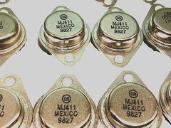 MJ411 Bipolar NPN Device