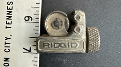 Vintage Ridgid Small No. 103 Close Quarter Pipe Tube Cutter 5/8″ as shown