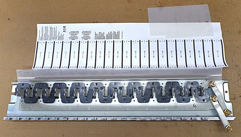 EATON CUTLER HAMMER MBE2040B200BTF MBE2040B200BTSV 20-40 INTERIOR BUSS BAR 200A