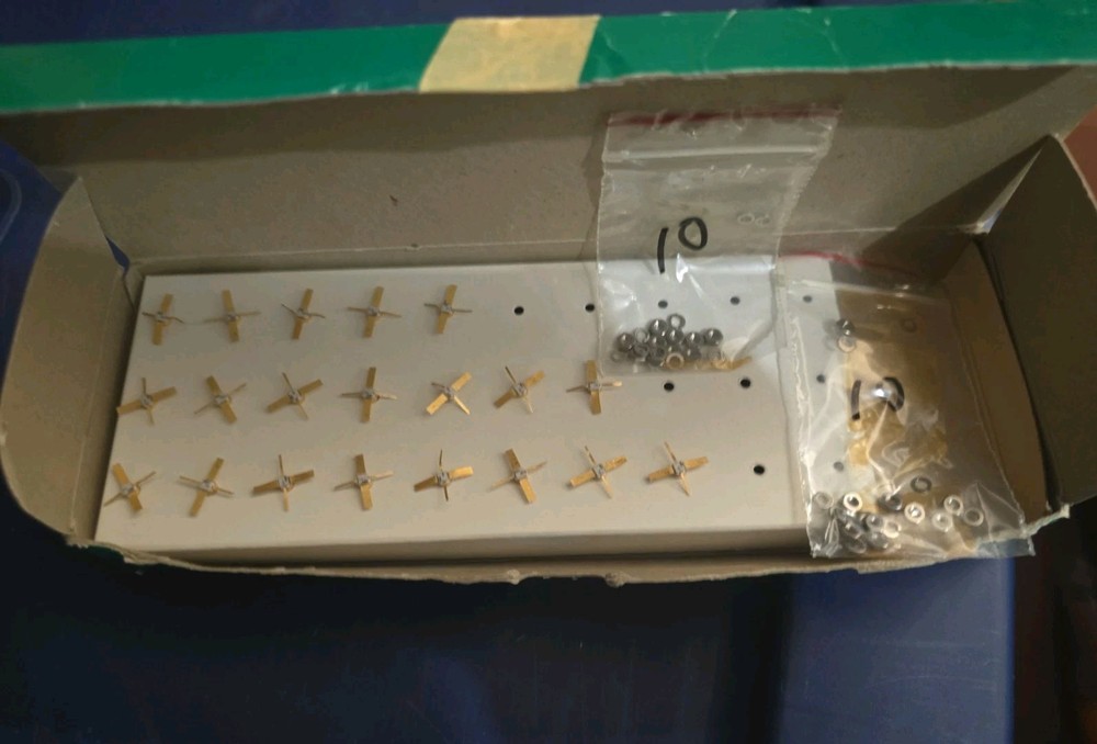 MicroWave Technology MWT-773 FET RF 5V 26GHZ PKG 73 TRANSISTOR – LOT OF 1 PIECE