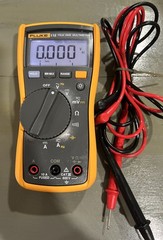 Fluke 115 Compact True-RMS Field Technicians Digital Multimeter
