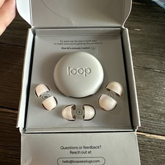 Loop Engage 2 Ear Plugs 16 dB Noise Reduction Relief w/Clear Rose New Open box