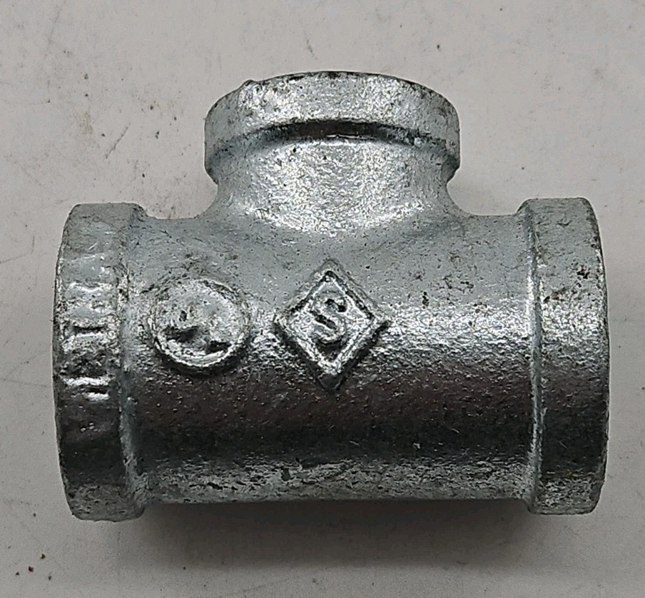 STZ – 3/4″ x 3/4″ x 1/2″ Galvanized Reducing Tee – Lot of 20