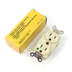 Lot of (4) New Old Stock Hubbell 8200-I Duplex Receptacle Hospital Grade 15A