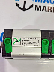 NEW Pneumax 1581.32.30.25.B Compact Cylinder with free express shipping