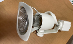 Cooper Halo POWER TRAC L1800P Lighting Fixture Halo 2 Power-Trac L1800-P WHITE