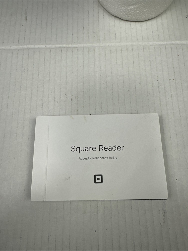 Square 2014 Credit Card Reader for Payments (3.5mm Jack)