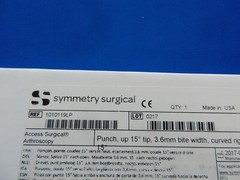 F14 Symmetry Surgical Arthroscopic Punch Up 15°, Curved Right, 3.6mm Bite