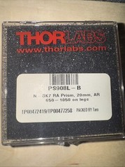 THORLABS PS908L-B – N-BK7 Right-Angle Prism, L = 20 mm, AR Coating on Legs