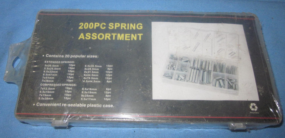 200 Piece Assortment of Springs