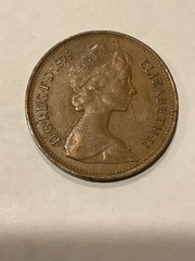 RARE -NEW PENCE- 2 D.G.REG.F.D.1979 Elizabeth ll British coin
