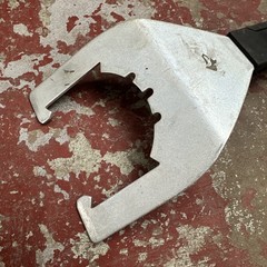 Universal Sink Drain Wrench Tool, by Husky-Model/MPN 1004 870 654