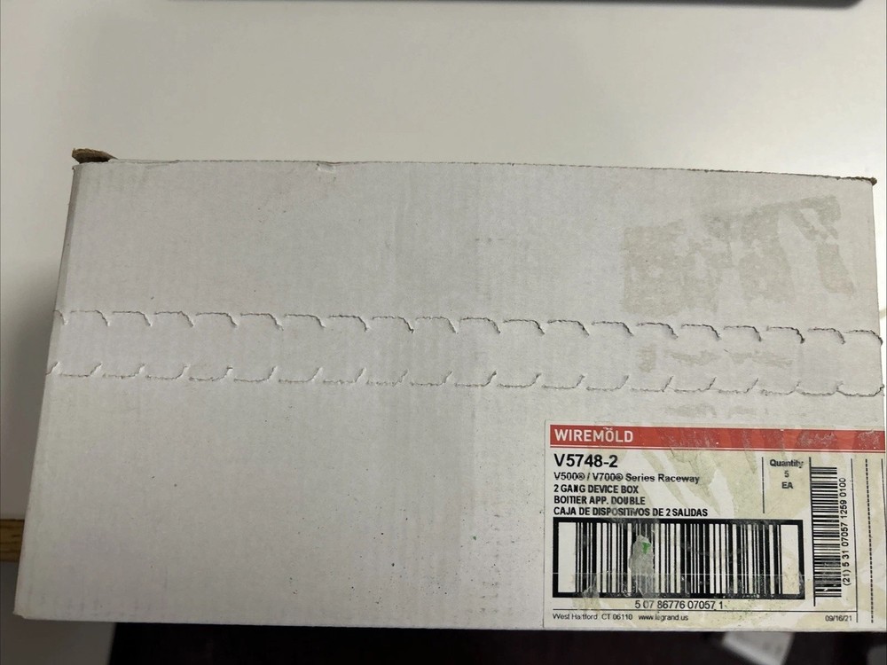 New In Box Wiremold V5748-2 2 Gang Device Box Ivory