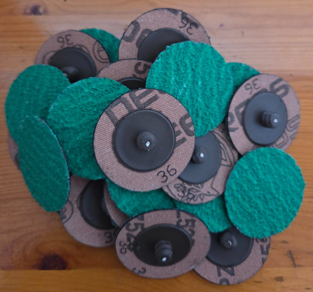 ROLOC DISCS | 2″ 36 GRIT | TYPE-R | OUTLASTS 3M GREEN CORPS | QTY: 25 | USA