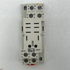 Eaton D7PAA General Purpose Relay Socket DIN Rail Finger Safe 300V 16A IP20