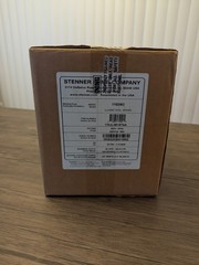 Stenner 170DM3 220V Dual Head Metering Pump 80 GPD 25 PSI Open Box
