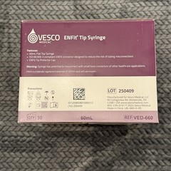 Vesco ENFit Enteral Syringe Medical 60mL Purple/Clear 30 Count Flat Top VED-660
