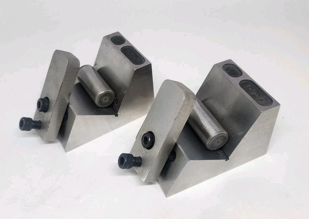 Pair Of Machinist V Blocks Fixtures 30 Degrees Jig Angle Block And Clamps