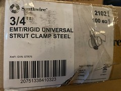 (100 PACK) Southwire Topaz 3/4″ EMT/Rigid Universal Strut Clamps Steel 2102