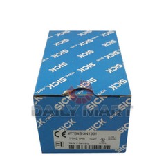 NEW SICK WTB4S-3N1361 Photoelectric Proximity Switch Sensor 3-Wire