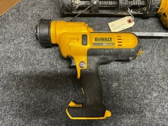 2 DEWALT DCE560B 20V Max Cordless Caulking Adhesive Gun’s ( Repair or Parts only