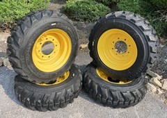 4-10-16.5 Forerunner Skid Steer Tires & Rims for New Holland LX565,LX665-10X16.5