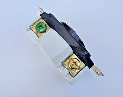 Hubbell HBL2730 L16-30R Twist Lock Receptacle 30A 480V 3Ø 4 Wire Industrial NEW