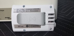 Stryker 400-655 T4 Eight Station Battery Charger with 0400-650-700 Batteries G3D