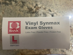 Basic Vinyl Synmax exam gloves (size large)