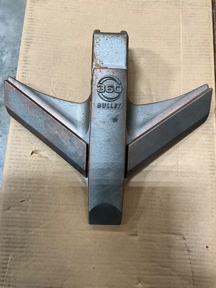 360 Bullet 14″ Ripper Point HD 480210 REV plow points