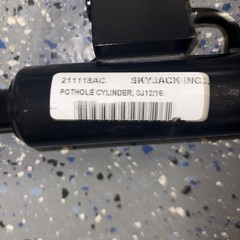 Skyjack 211118 Pothole Cylinder fits Skyjack SJ12 SJ16 Vertical Mast Lift