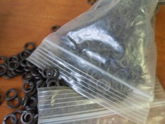 3.10 Lbs Lot Spring Washers & Split Lock Washers ( 4000+- Pieces ) As Pictured