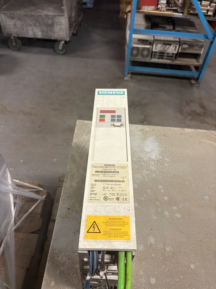 Siemens 6SE7016-1EA61-Z AC Drive Simovert VC USED