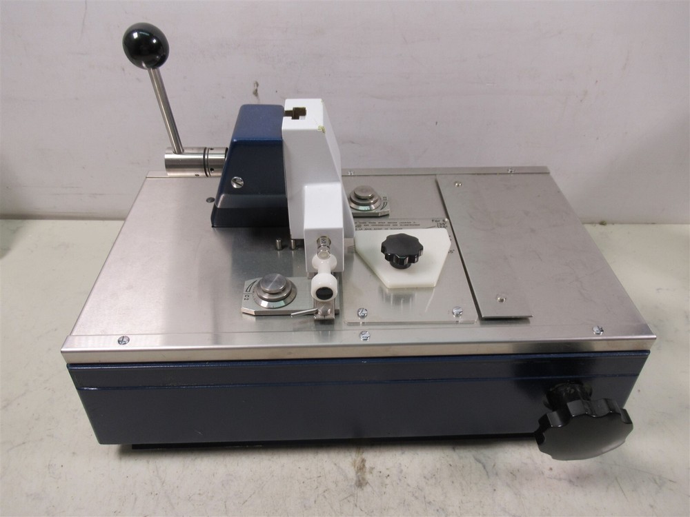 LKB Bromma 7800 Knifemaker Microtome 90 90 0164 Laboratory Unit Sweden