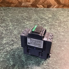 NOS Schneider Electric – TESYS LC1D40A Magnetic Contactor, 3 Pole, 220V, 50/60HZ