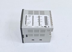 Yamatake SDC21 / C215GA00101 Temperature Controller AC100-240V 50/60Hz 18VA Max
