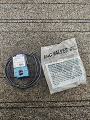 Mac Valves 113B-551BAAA: 3-Way Universal Solenoid Poppet Valve 1/4″ NPTF 12 VDC