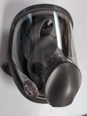 Full Face Respirator with 60926 Filters