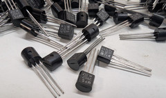200x Motorola/ON MPS2907 PNP Transistors TO-92 M317 600mA Semi Spec NOS