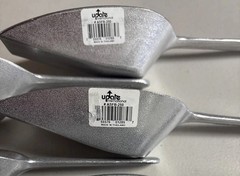 Update International ASFB-250 (Lot Of 5) Aluminum 7 Oz. Flat Bottom Scoop *NEW