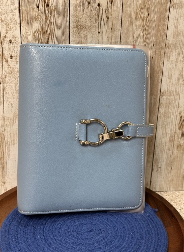 VTG Franklin Covey Lt Blue Pebble Leather Horse Bit Latch 8 X 6 Planner/Wallet