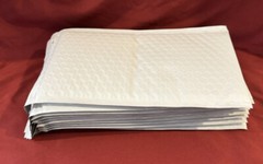 Pack of 10 – #0 5.5 x 9.5 Poly Bubble Padded Envelopes Mailers Bags Inner 9 x 5