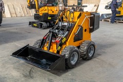 13.5HP Mini Skid Steer Loader Stand-On Loader RATO Gas Engine Bucket Free Ship