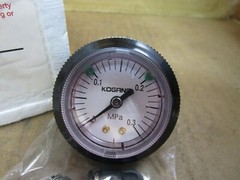 Koganei Pressure Gauge GP3 40 GP340 0.3 MPa New