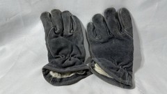 Shelby 5228 Firefighter Gloves Medium NFPA Structural Turnout Cowhide Gauntlet