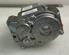RESIDEO DUAL VALVE STANDING PILOT COMBO GAS CONTROL VR8200A 2132 NOS