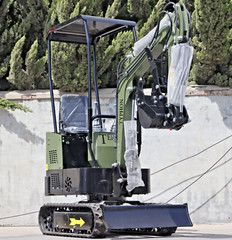 Free Ship Mini Excavator 1 Ton Digger 13.5hp Gas Tracked Crawler B&S EPA Engine