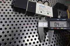 AIRTAC 4V220-08 Solenoid Valve 0.15-0.8MPa With DC24V 3W Coil Used With Warranty