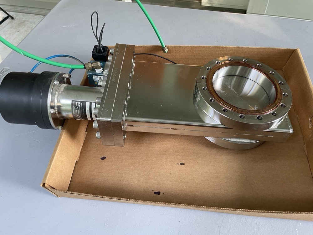 MDC GV-4000V-P 4″ High Vacuum Gate Valve 6″ CONFLAT 120V MAC Solenoid UNTESTED