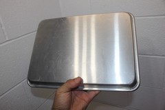 Professional Winco ALXP1013 1/4 Sheet 20 Gauge Aluminum Sheet Pan Baking Tray